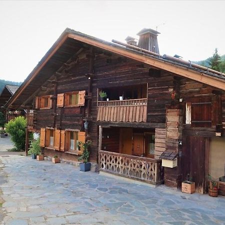 Charmieux Appartement En Chalet Typique Le Grand-Bornand Zewnętrze zdjęcie